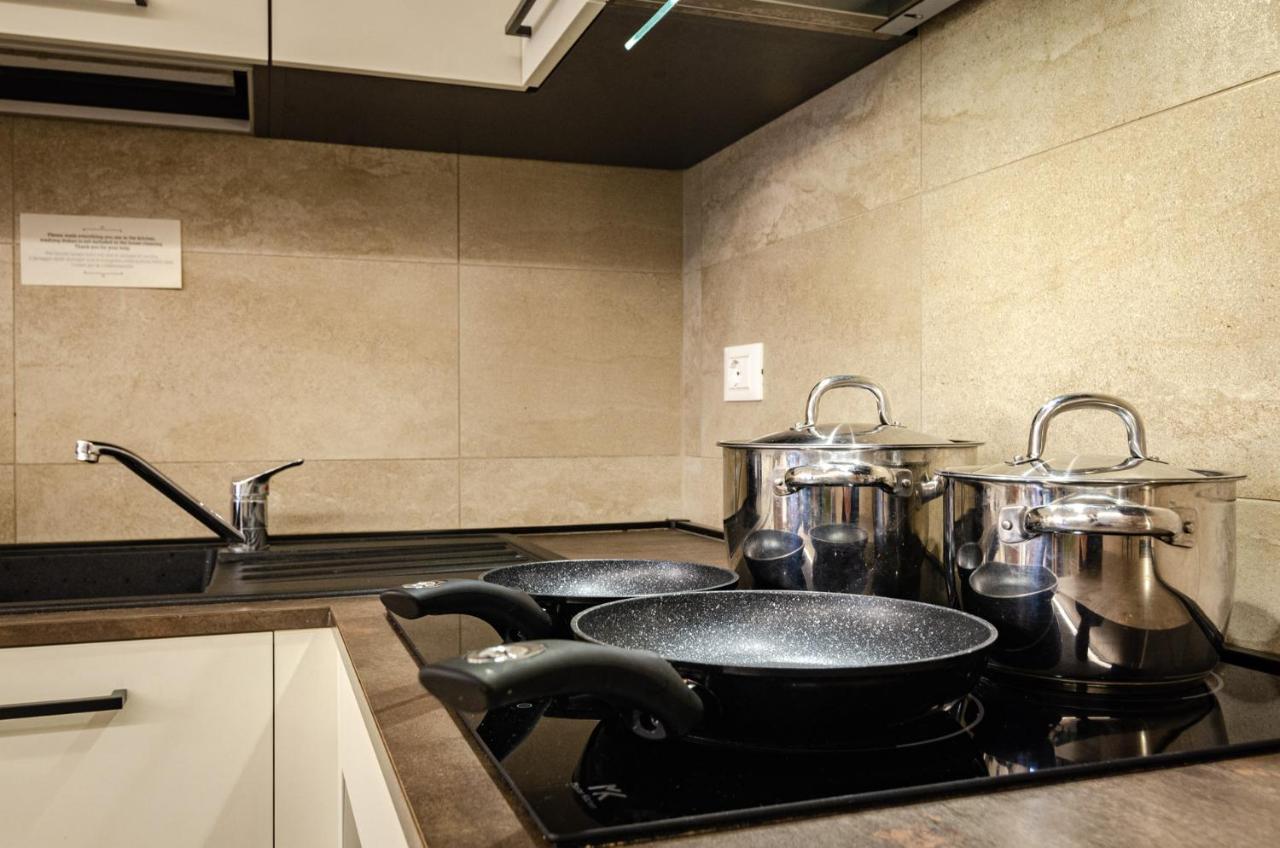 Goito Luxury Apartment, In The Historical Center Bologna Exterior foto