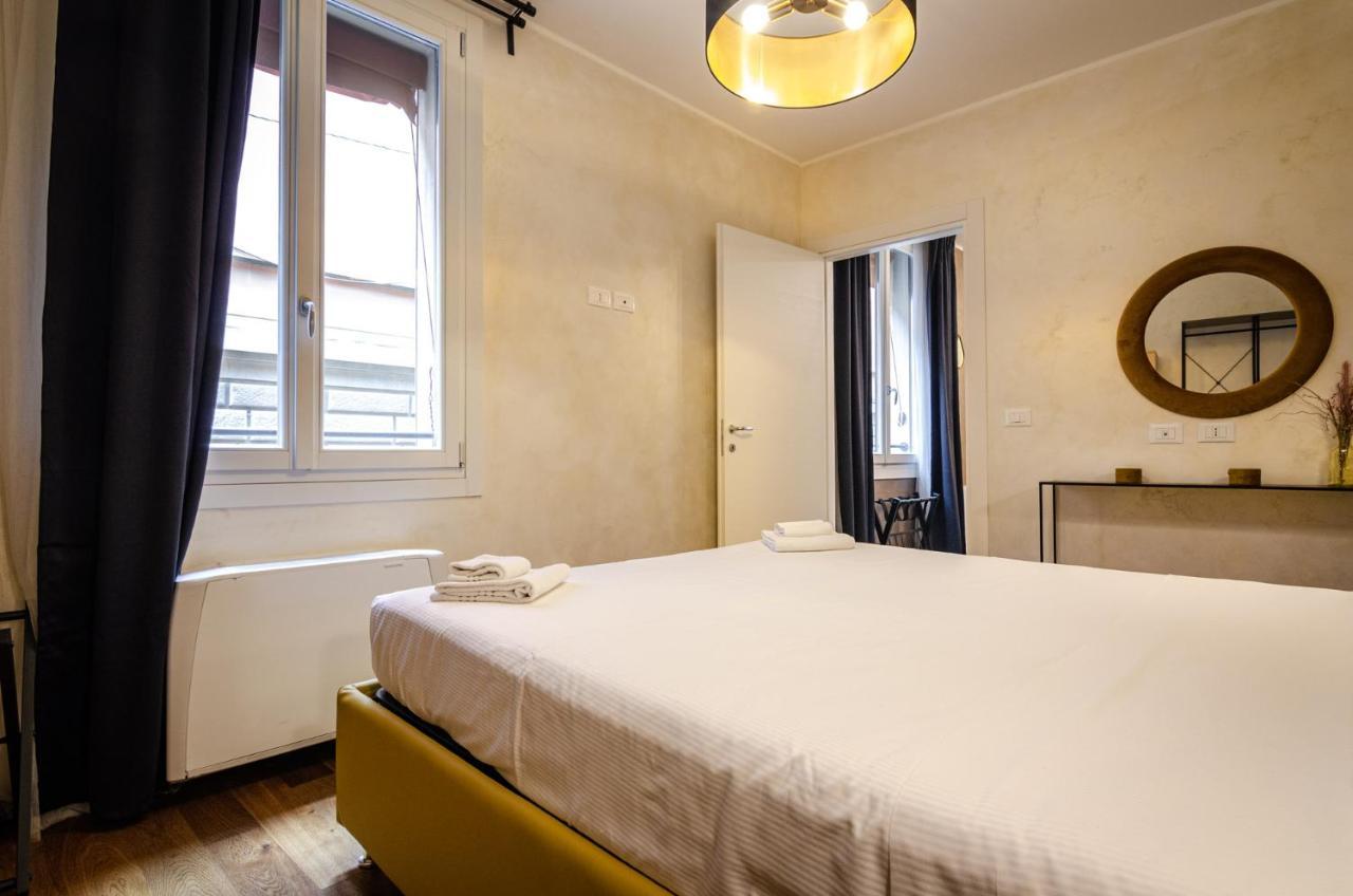 Goito Luxury Apartment, In The Historical Center Bologna Exterior foto